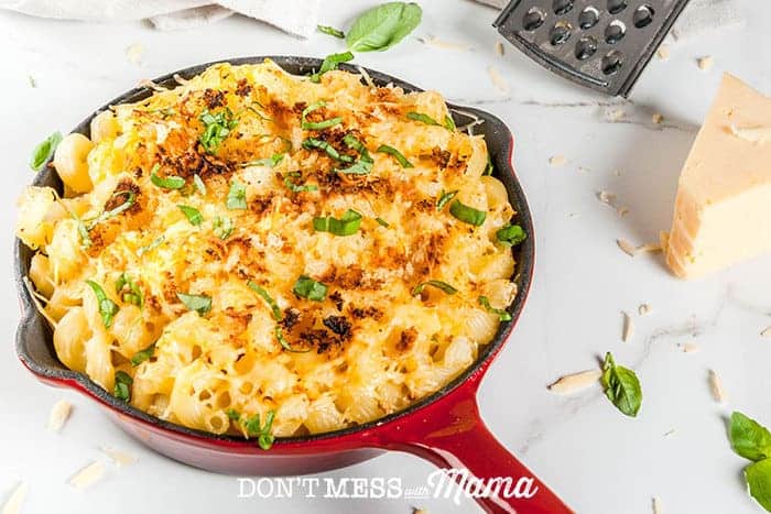 Gluten-Free Mac and cheese in a red skillet