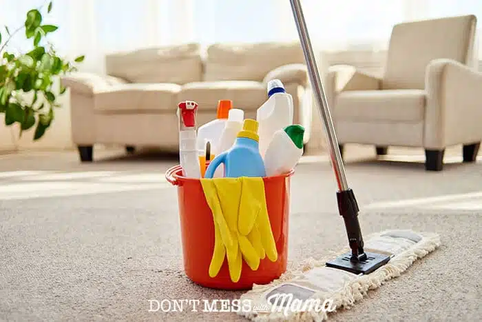 7 Toxic Household Cleaners to Avoid + The Problem with “Natural” Store-Bought Cleaners