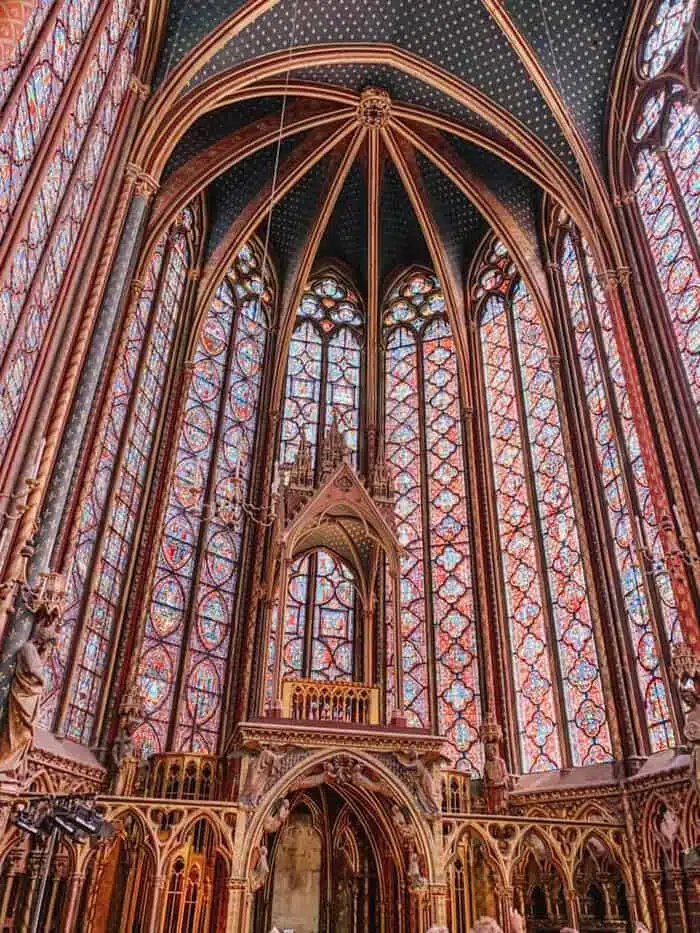 interior of st. chapelle