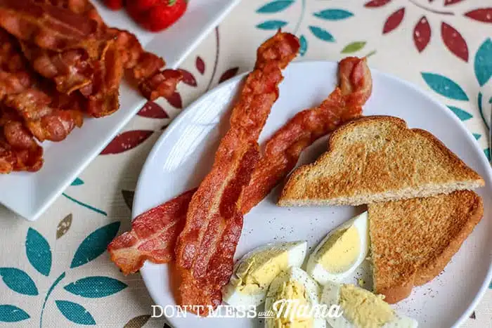 Crispy Bacon in The Air Fryer (Easy and Delicious)
