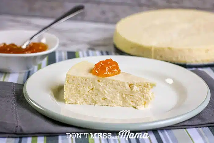 Instant Pot Low-Carb Cheesecake (Gluten-Free)