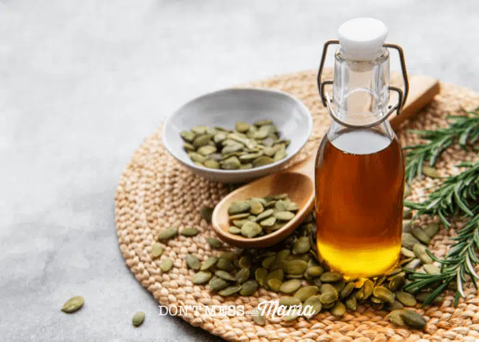 Pumpkin Seed Oil Benefits for Skin and Hair + DIY Recipes