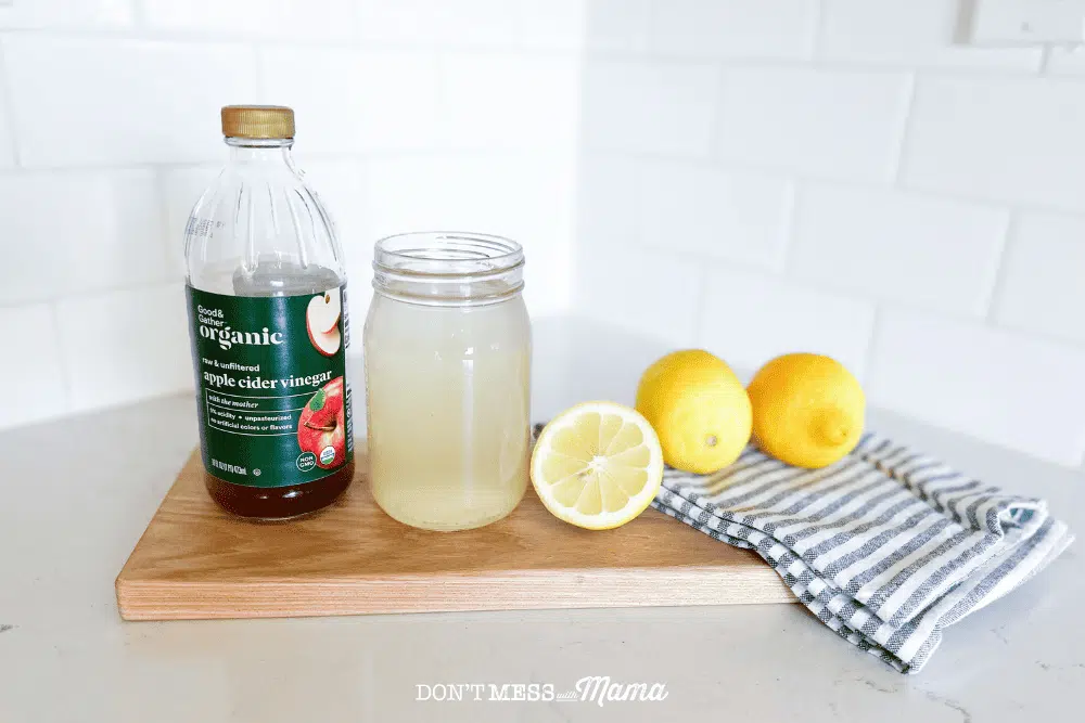 Apple Cider Vinegar and Lemon Juice Drink